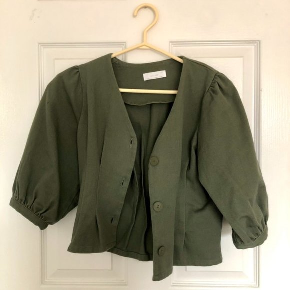 Oak and Fort - puff/quarter length sleeve blouse - Picture 2 of 2